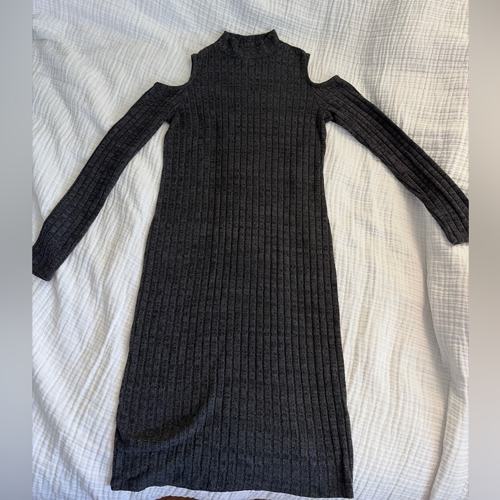 Allison Brittney Charcoal Gray Cold-Shoulder Rib Knit Dress